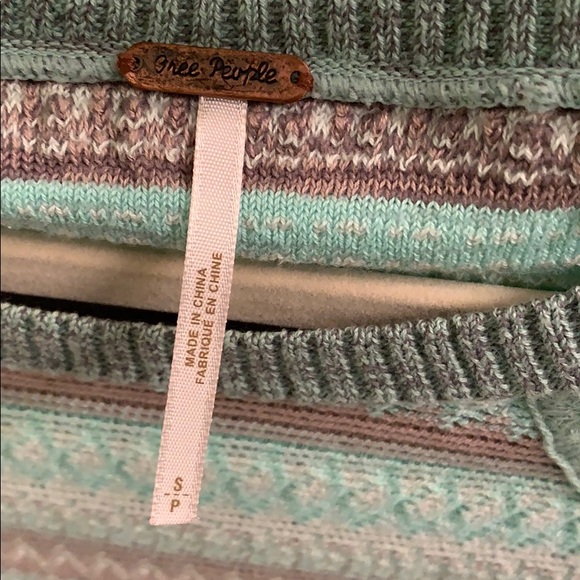 Free People Sweater - Picture 3 of 4